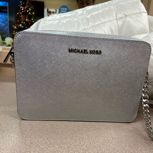 Micheal Kors Crossbody